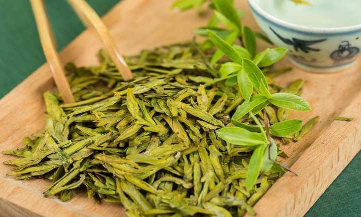 愛生活 愛簡小葉|龍井茶為何是扁的？——明前龍井，簡粉福利價(jià)來啦！