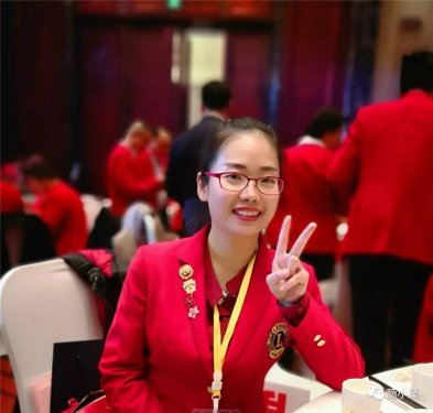 愛生活 愛簡小葉|品牌公益文化：凝心聚力，做愛的傳播者。